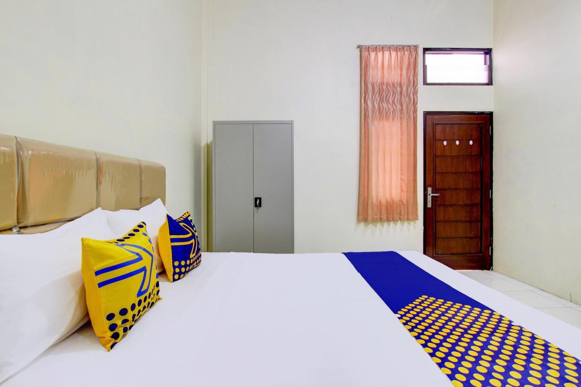 Spot On 93245 Guest House Mulia Dua Syariah Klaten Εξωτερικό φωτογραφία